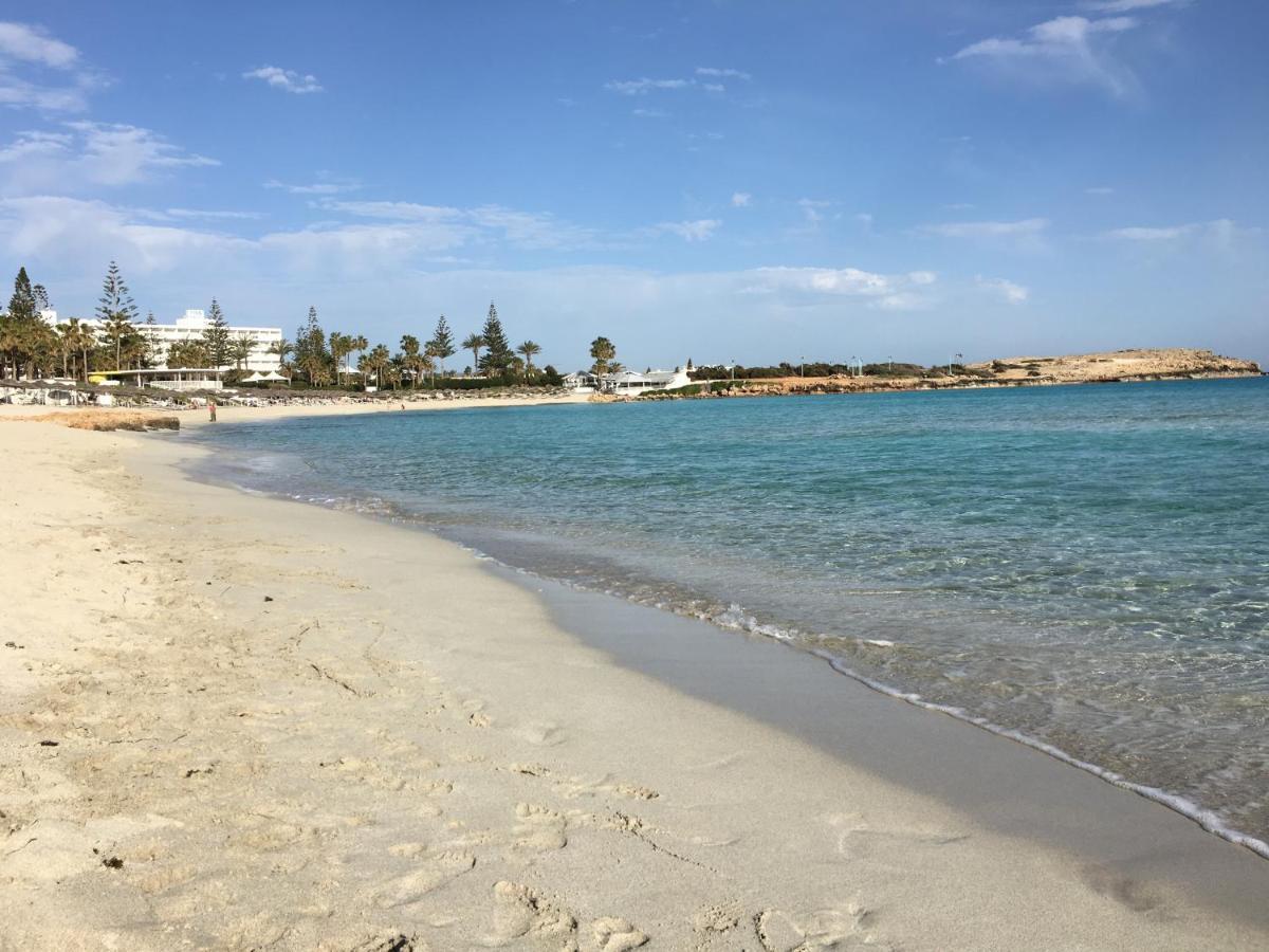 Mythical Sands Resort & Spa, Evilion Apartment Paralimni Bagian luar foto
