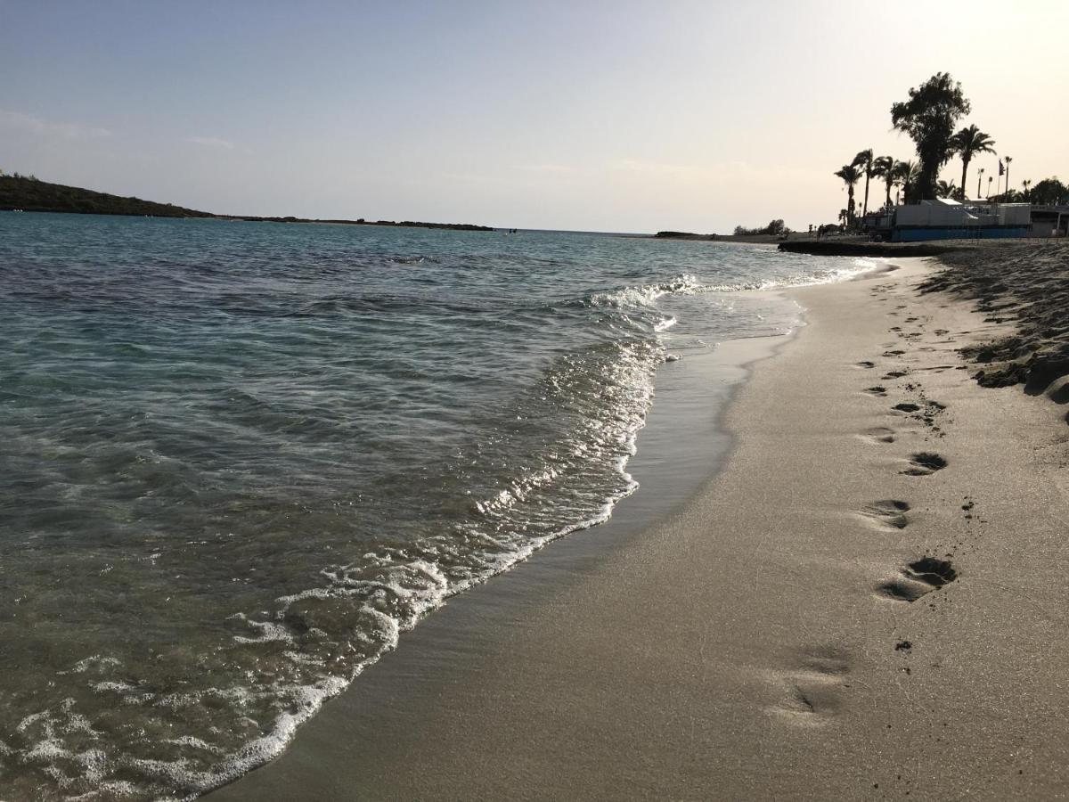 Mythical Sands Resort & Spa, Evilion Apartment Paralimni Bagian luar foto