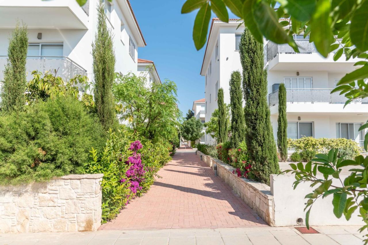 Mythical Sands Resort & Spa, Evilion Apartment Paralimni Bagian luar foto