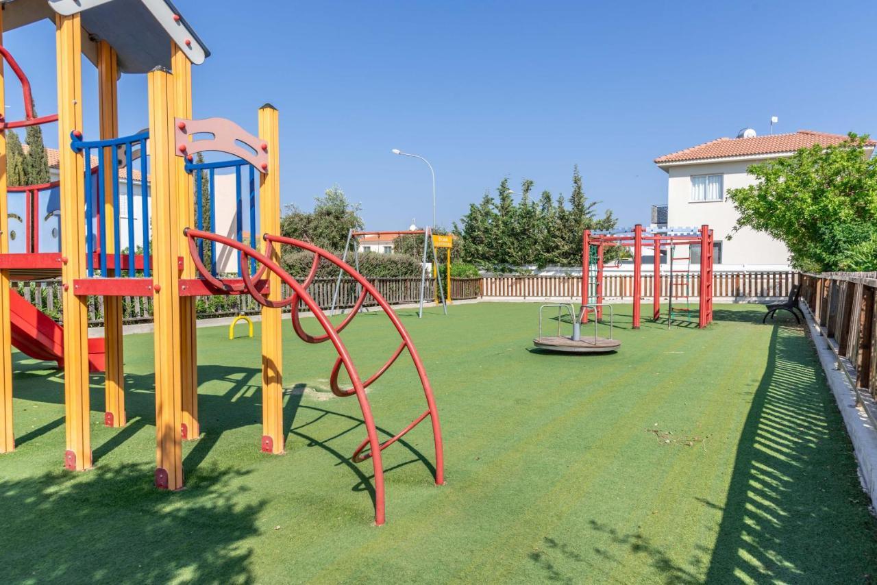 Mythical Sands Resort & Spa, Evilion Apartment Paralimni Bagian luar foto