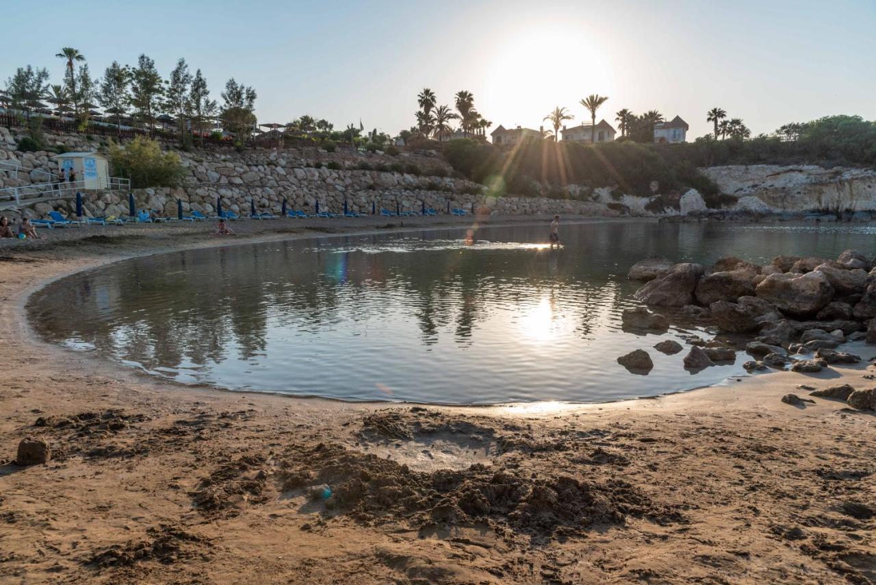 Mythical Sands Resort & Spa, Evilion Apartment Paralimni Bagian luar foto